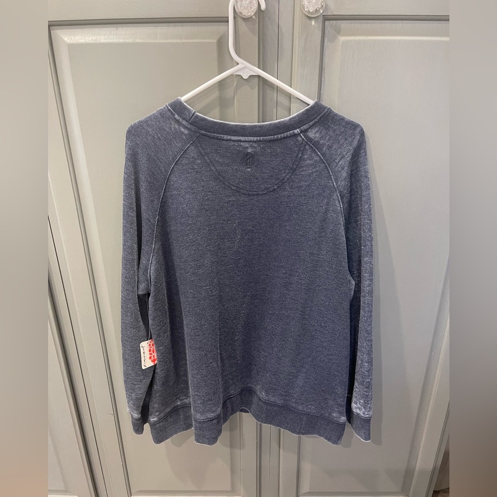 NWT Free People Sweater - Picture 2 of 4